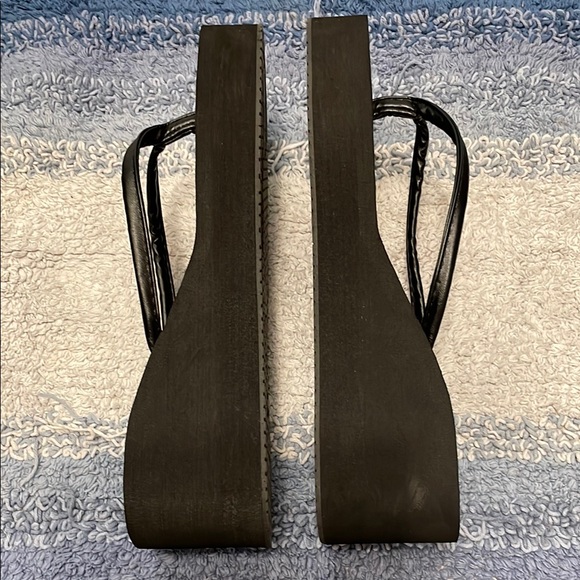 Platform Flip Flops - Picture 2 of 9